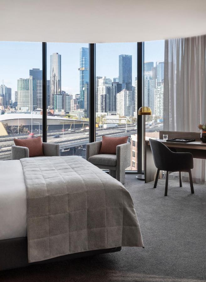โอ๊ควูด พรีเมียร์ เมลเบิร์น Aparthotel ภายนอก รูปภาพ A guest room at the Westin Melbourne