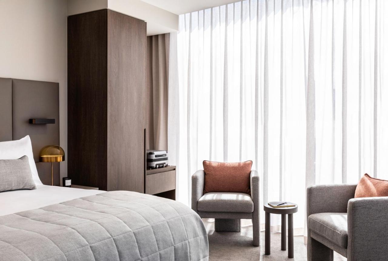 โอ๊ควูด พรีเมียร์ เมลเบิร์น Aparthotel ภายนอก รูปภาพ A bedroom at the hotel