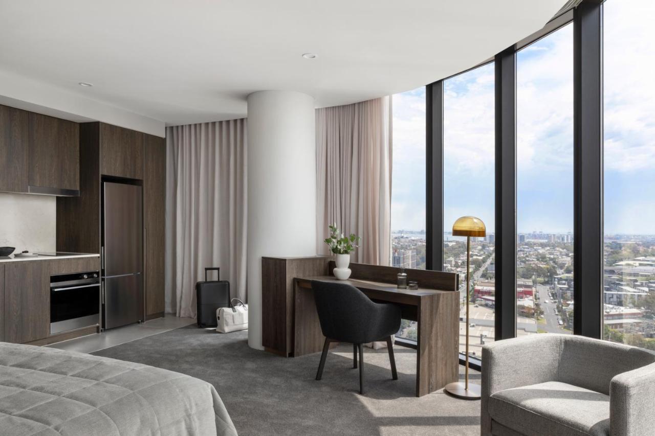 โอ๊ควูด พรีเมียร์ เมลเบิร์น Aparthotel ภายนอก รูปภาพ The interior of a typical apartment